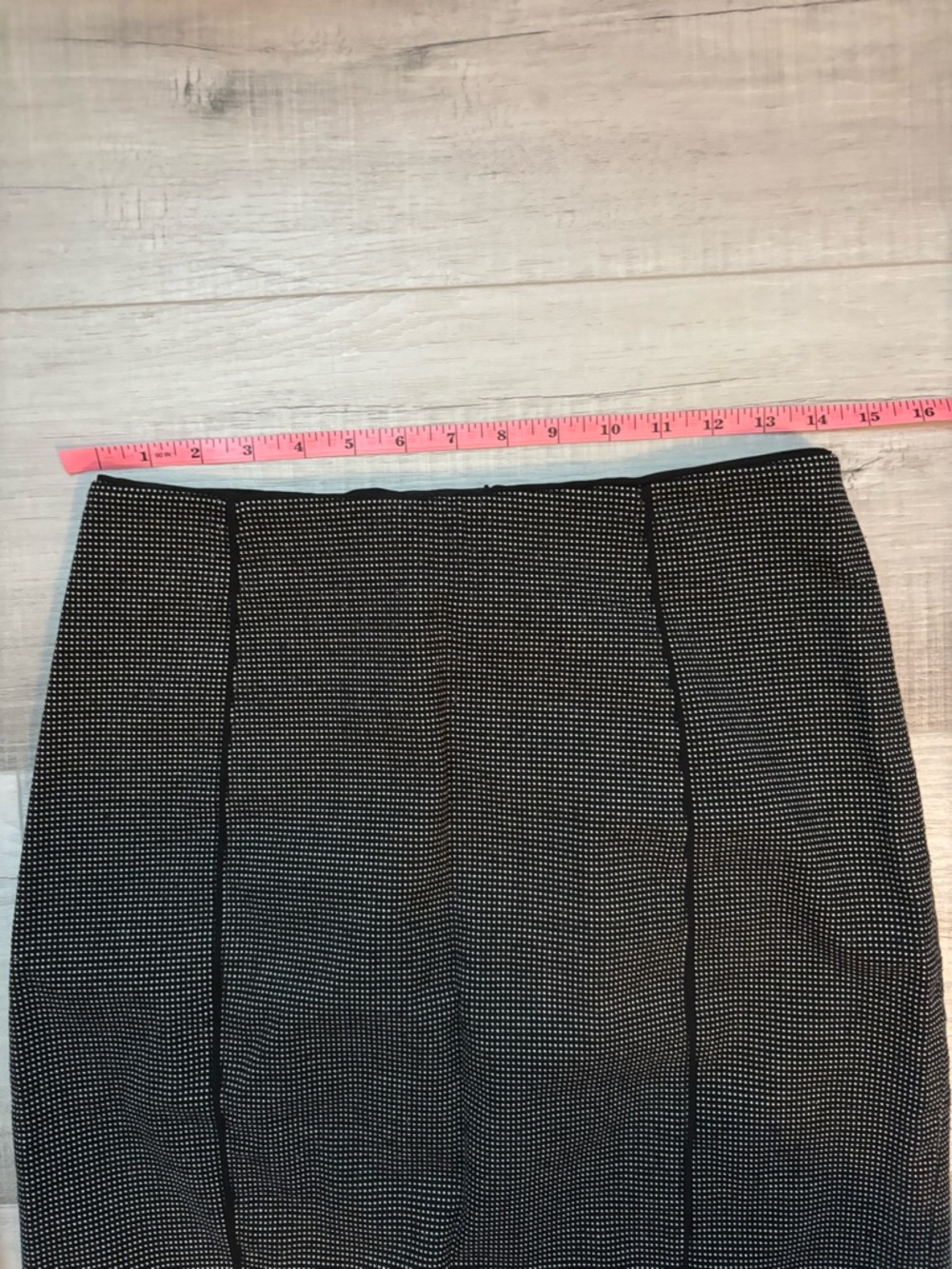 White House Black Market Pencil Skirt Size 8 Black White Polka Dot - Picture 4 of 7